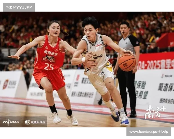 关键时刻主教练亲自出击广东女篮一攻一防锁定赛点 关键时刻主教练亲自出击广东女篮一攻一防锁定赛点
