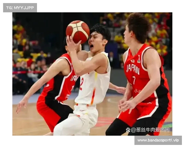 中国男篮以42分大胜日本队强势晋级亚洲杯正赛王者归来再创辉煌 中国男篮以42分大胜日本队强势晋级亚洲杯正赛王者归来再创辉煌
