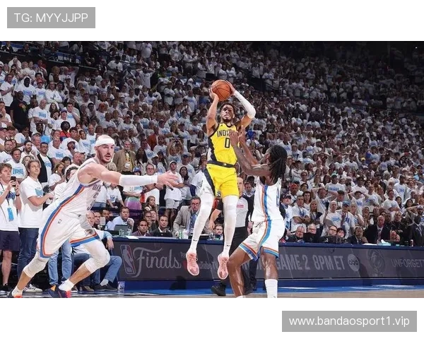 哈利伯顿0.3秒绝杀助球队夺冠回应质疑称数据不代表一切